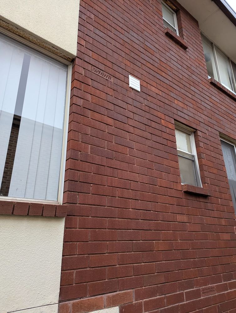 Exhaust duct and external vent